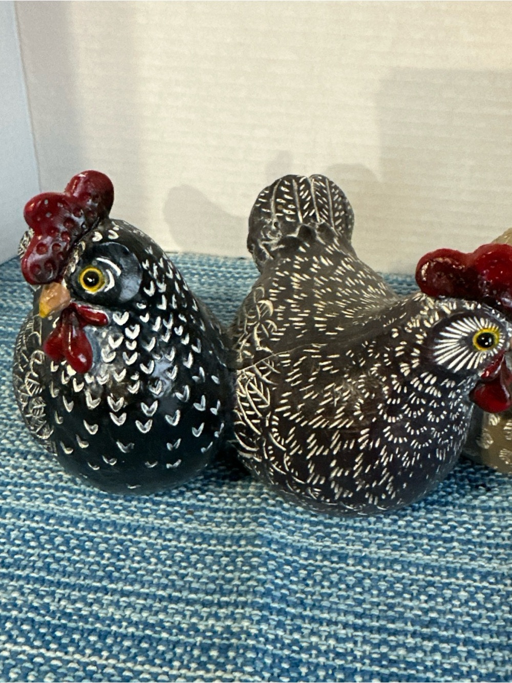 Decorative Wooden Chicken Figurines - Multicolor Set - Picture 2 of 6